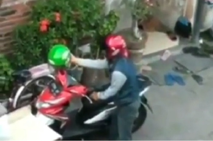 Benda mungil dan murah ini ternyata bisa bikers gunakan untuk menemukan motor yang dicuri.