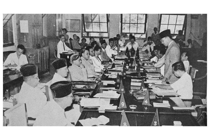 Ini jawaban apa hasil sidang PPKI pertama yang menjadi salah satu soal buku tematik kelas 5 SD Tema 7 halaman 115.