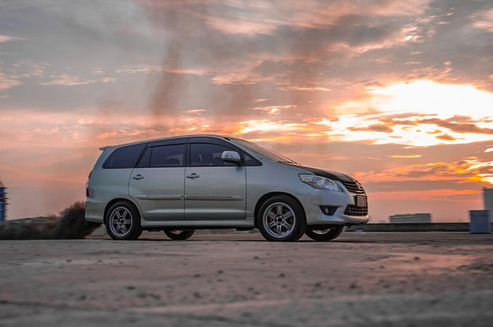 Ilustrasi - Mobil Kijang Innova