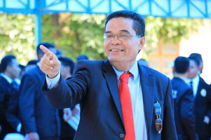 Pastor Martinho Germano da Silva Gusmao, yang meletakkan jabatan imamatnya demi jabatan politis 