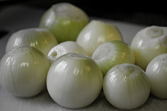 Bawang bombay bermanfaat untuk menjaga kesehatan jantung.
