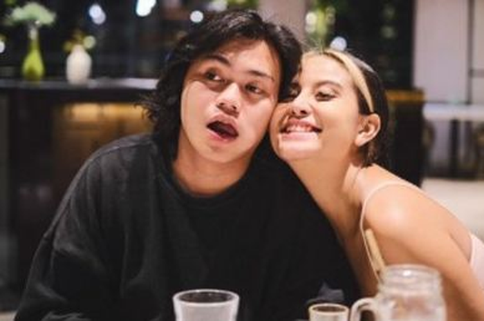 Karin Novilda alias Awkarin dan Gangga Kusuma
