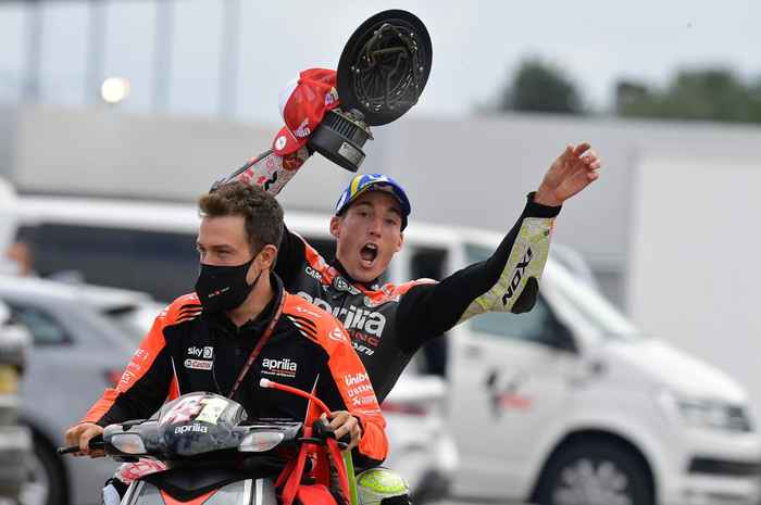 Jelang MotoGP Aragon 2021, pembalap asal Spanyol, Aleix Espargaro mengaku enggak cocok sama motornya, Aprilia RS-GP.