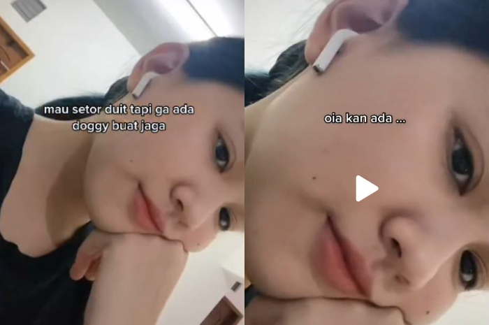 Wanita ini bawa ular di leher saat setor uang di ATM