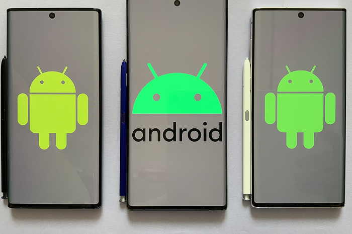 Ilustrasi smartphone dengan OS Android