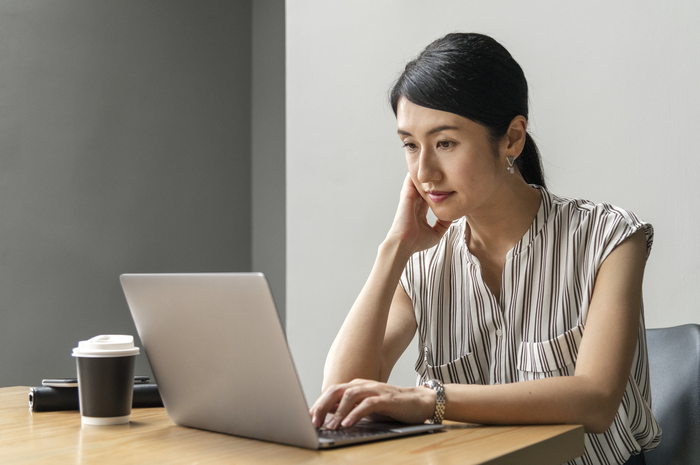 Ilustrasi Work From Home (WFH)