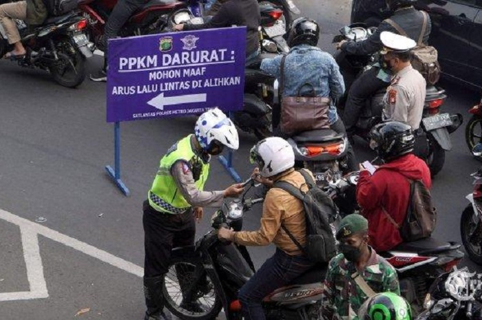 Ilustrasi penyekatan. Begini Cara Bikin Surat Khusus Buat Bepergian Selama Libur Nataru, Bisa Online Lewat HP