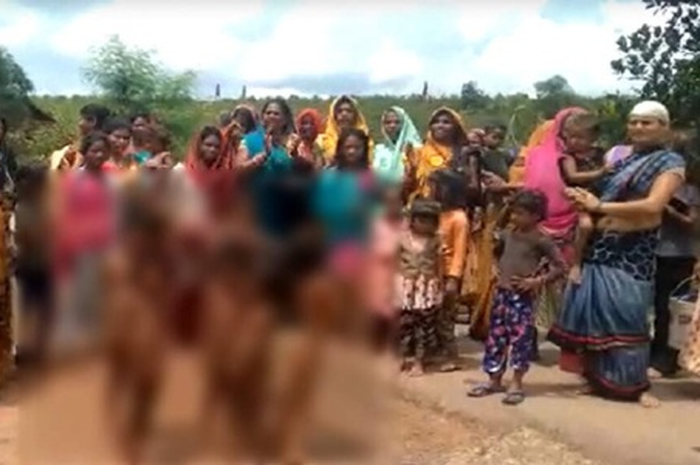 6 gadis ditelanjangi dan diikat