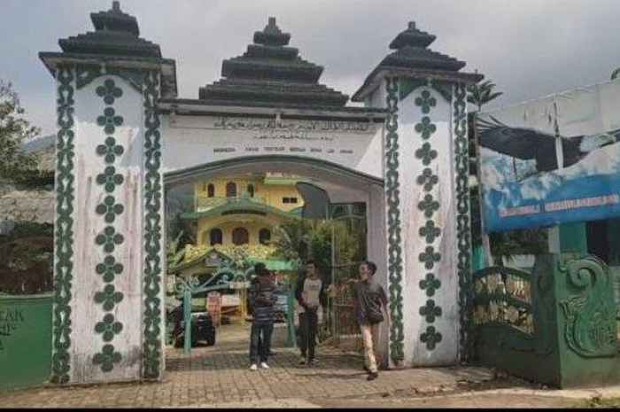 Kerajaan Angling Dharma