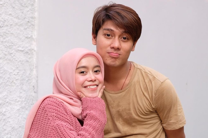 Rizky Billar dan Lesty Kejora