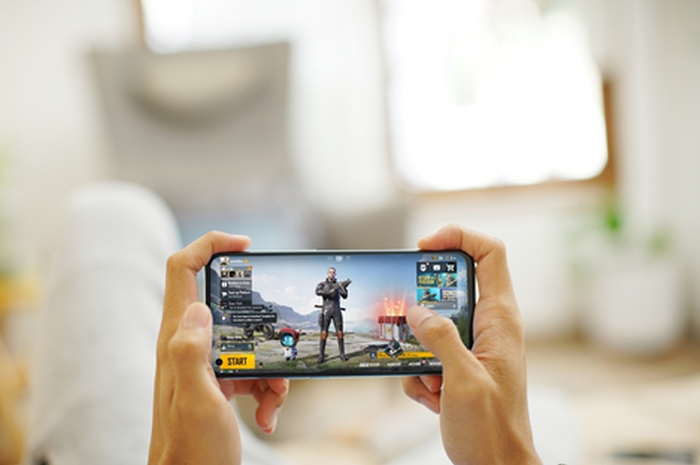 Ilustrasi main game di HP OPPO Reno6
