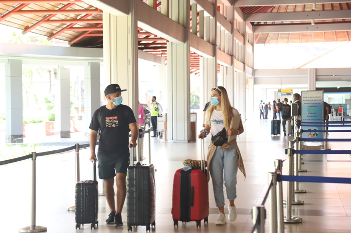Terungkap alasan naik pesawat wajib PCR