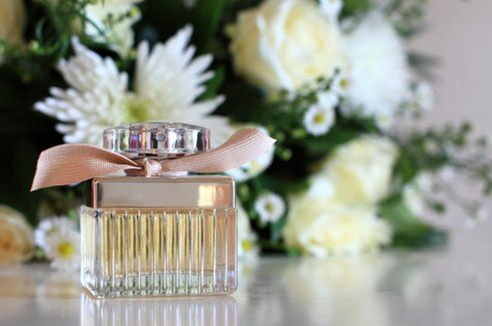 ilustrasi parfum aroma musk