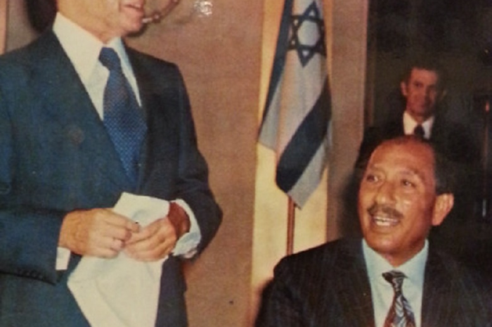 Arab mengikuti langkah Anwar Sadat