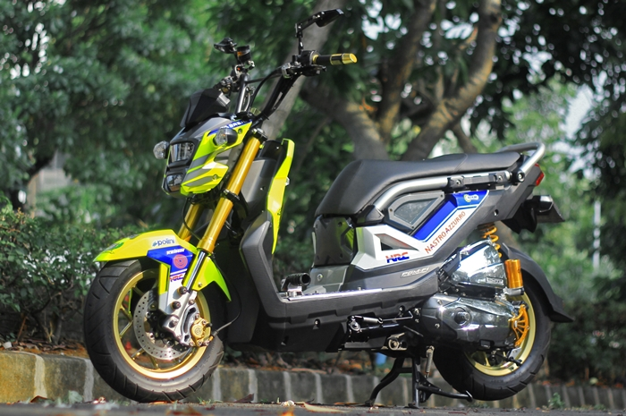 Honda Zoomer X 2014 modifikasi facelift 2018 milik Albert Kurniawan