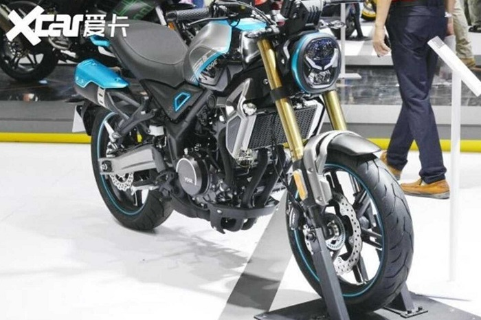 Motor baru saingan kakak Yamaha MT-25 dirilis, desain retro kekar, harganya bikin penasaran.