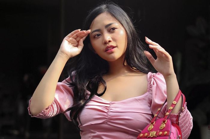 Rachel Vennya