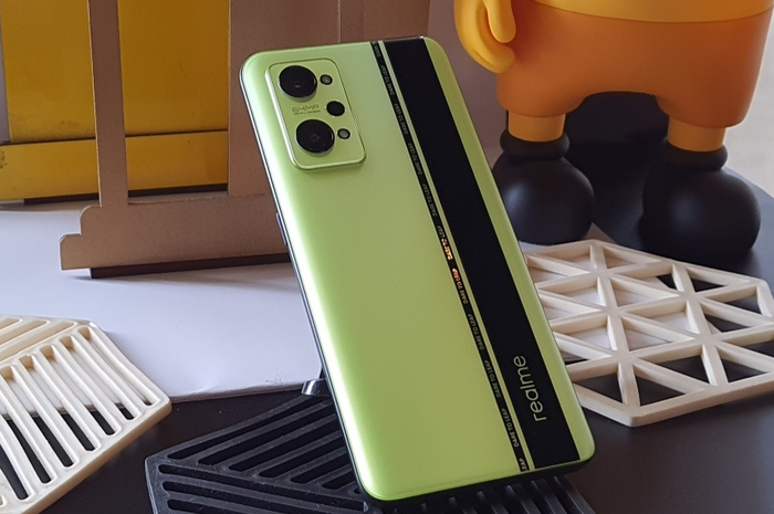 realme GT Neo2 segera rilis di Indonesia pada awal bulan November 2021.