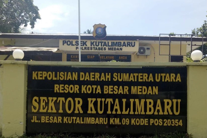 Foto Kapolsek Kutalimbaru AKP Hendri Surbakti yang dicopot gegara aib anak buahnya itu akhirnya ditemukan di media sosial.
