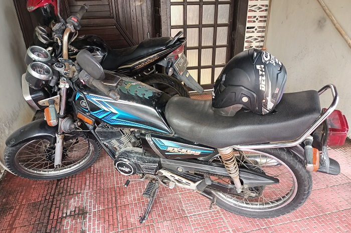Yamaha RX-King dilelang murah meriah, kondisi surat-surat komplit.
