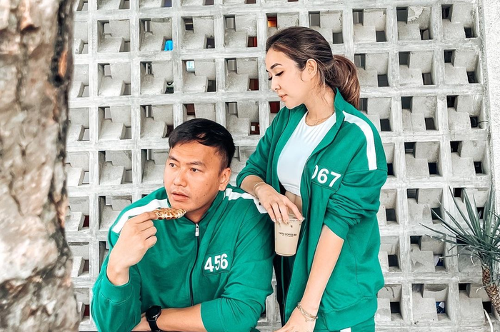 Foto Gisel tampil mesra dengan Wijin malah bikin netizen salfok ke tampang kekasihnya. 