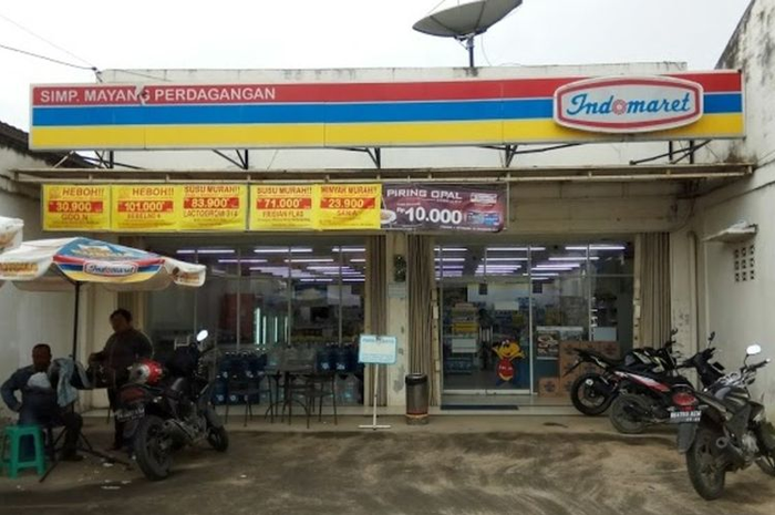 Ilustrasi parkir di minimarket. Keras Perintah Polisi ke Tukang Parkir Liar di Minimarket, Siap Diringkus Kalau Sudah Ada Tanda Ini