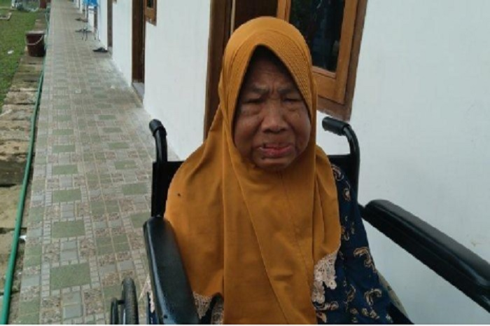 Ibu Trimah di Panti Jompo Griya Lansia Husnul Khotimah Malang. 