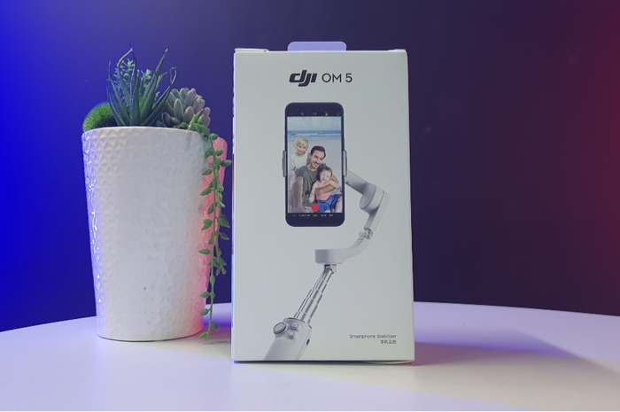 Unboxing DJI OM 5