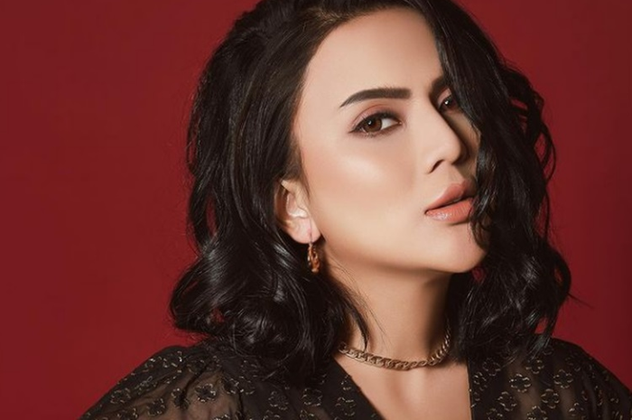 Anggita Sari, model seksi yang mengaku pernah dihamili Enji Baskoro