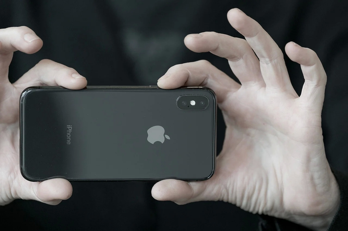 Kalian bisa membeli harga hp second iPhone X 256GB Agustus 2022 di sini dan ada review serta spesifikasinya.