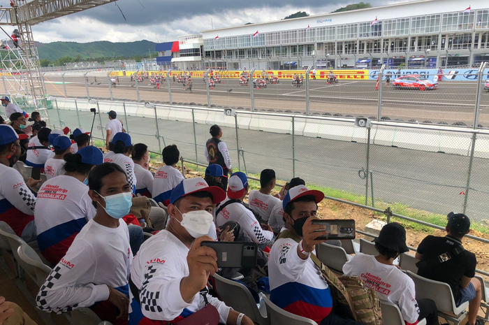 Media Italia, Tuttomotoriweb blak-blakan sebut tiket MotoGP Indonesia 2022 di sirkuit Mandalika kemahalan, di Malaysia cuma segini.