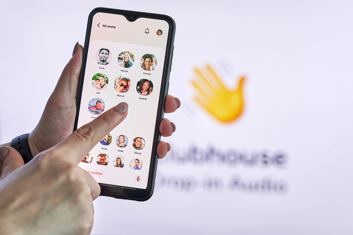 Ilustrasi aplikasi Clubhouse