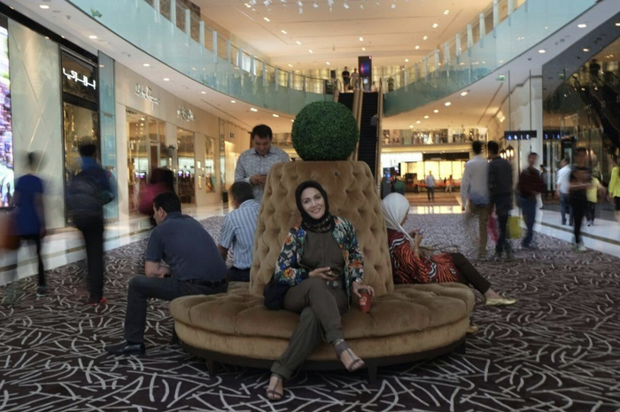 Dari foto tampang notaris yang terseret kasus mafia tanah Nirina Zubir ini, kita bisa melihat kegemaran Ina Rosiana.
