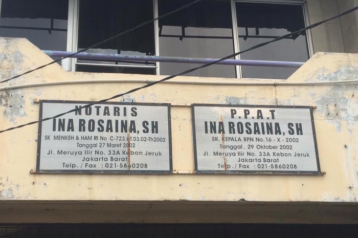 Foto kondisi kantor notaris Ina Rosiana memang agak mengejutkan. Sebab, pemilik kantor itu kedapatan gemar melakukan kegiatan ini.