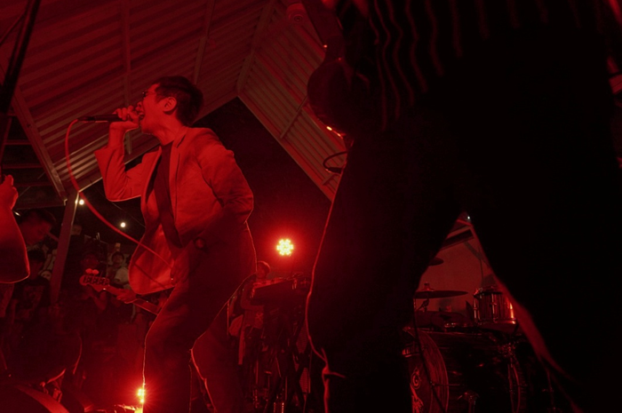 The Brandals di acara Nge-gigs, Minggu (5/12).
