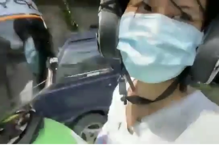 Seorang driver ojol membongkar tabiat asli Siskaeee yang kini sudah menjadi tersangka kasus pamer aurat itu. Foto Siskaeee mudah dikenali. 