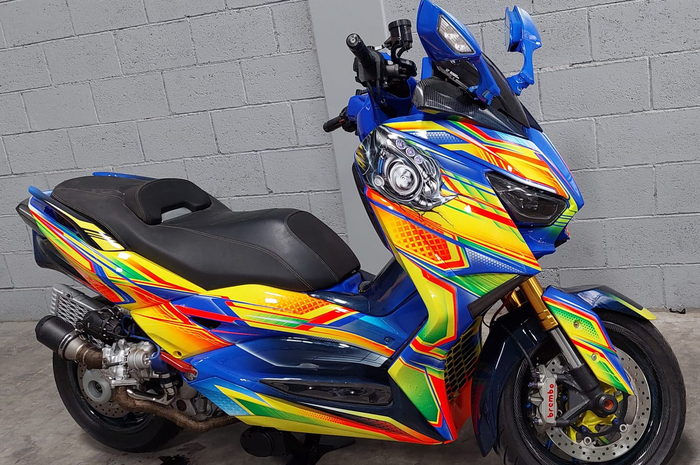 Enggak sembarangan, modifikasi motor Yamaha XMAX ganas bermesin turbo