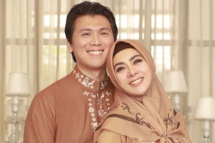 Reino Barack dan Syahrini