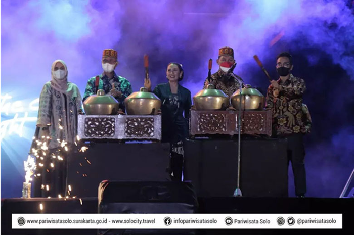 Penyelenggaraan Solo International Performing Arts (SIPA).