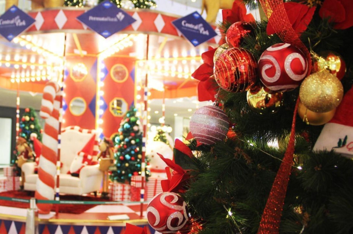 Dekorasi Natal dalam Noel Season di Central Park Mall.