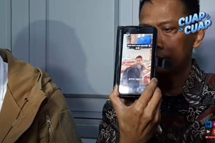 Doddy Sudrajat memperlihatkan video yang diduga isinya mencemarkan nama baiknya