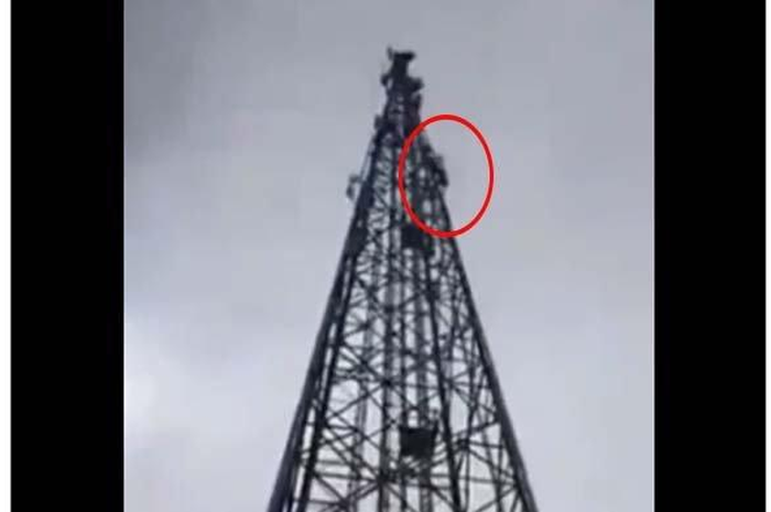 Depresi putus cinta, bocah 14 tahun nekatr panjat tower BTS