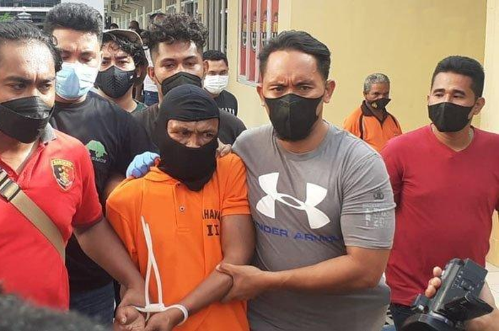 Yustinus, tersangka pembunuhan dan pemerkosaan yang dijatuhi hukuman mati.