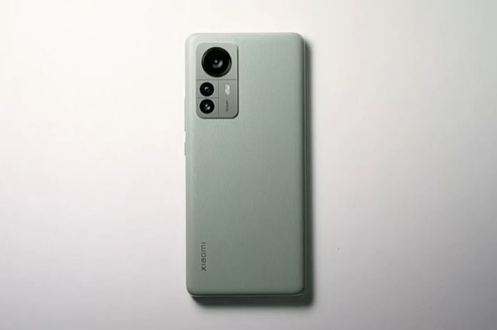 Xiaomi 12 Pro.