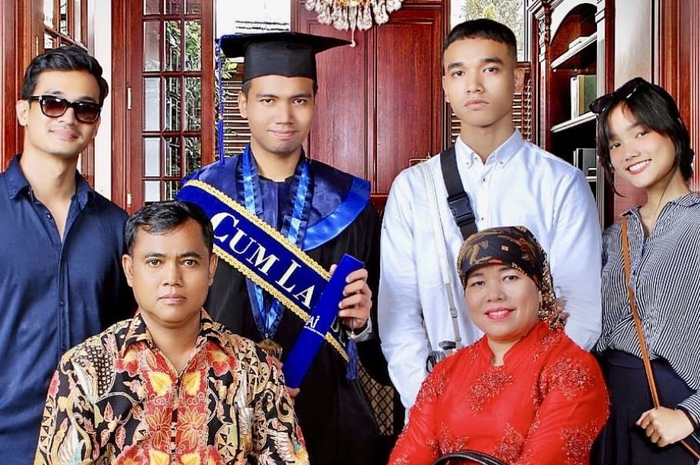 Makin banjir rejeki, begini respon Haji Faisal kala dijuluki keluarga konten.