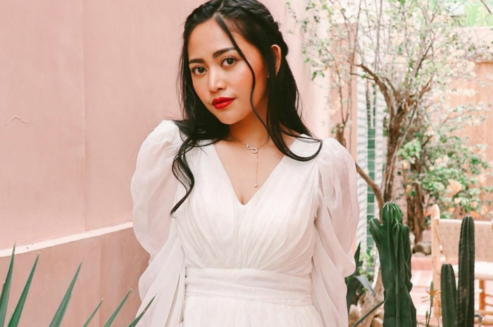 Rachel Vennya dikabarkan berbuat onar di bar
