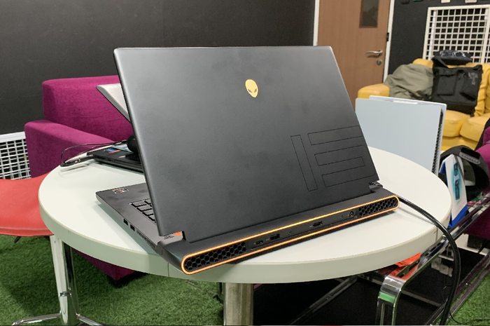 Dell Alienware M15 R5