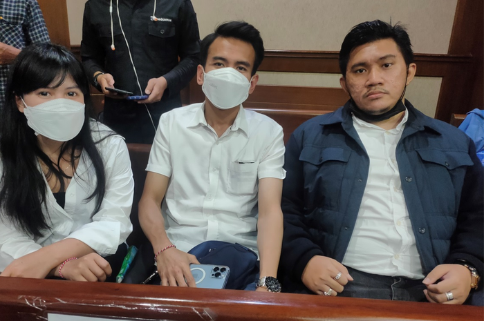Adam Deni di Pengadilan Negeri Jakarta Pusat, Selasa (12/1/2022).