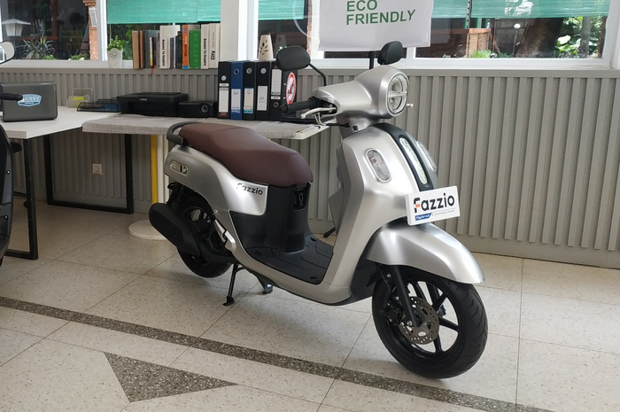 Yamaha Fazzio memiliki aki yang diletakkan di bawah dek kaki, ternyata ada alasannya loh!