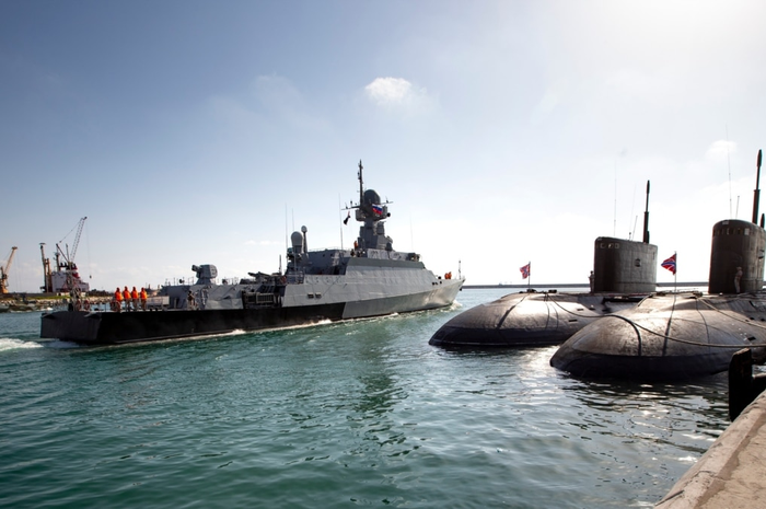 Begitu Ukraina melancarkan serangan ke Krimea, itu akan memicu Pasal 5 perjanjian yang membentuk NATO .